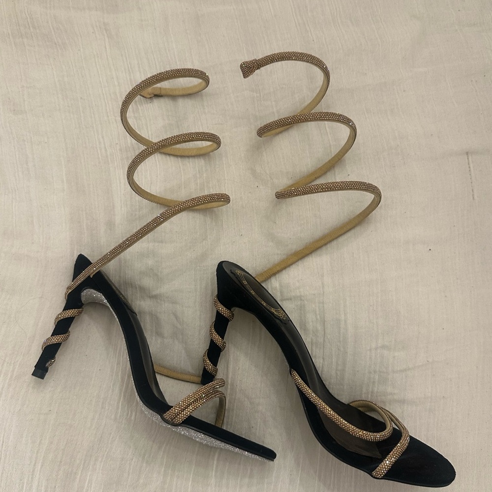 Elegant Black and Gold Women's Heels